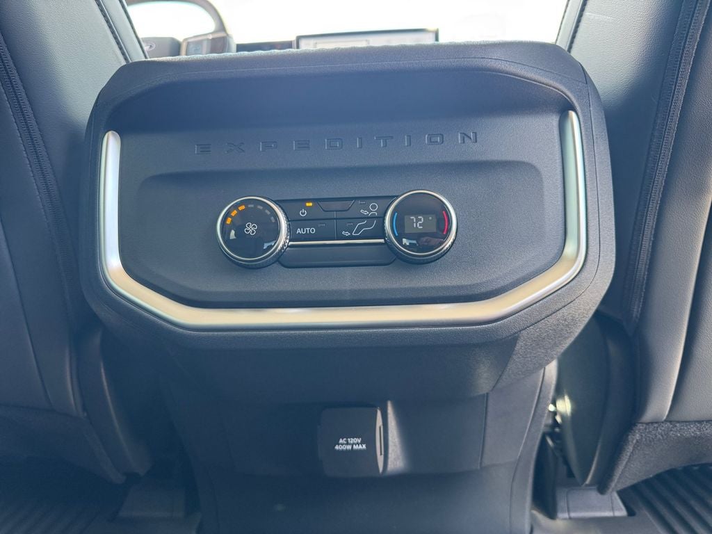 2027 Ford Expedition Active 202A