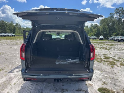 2027 Ford Expedition Active 202A