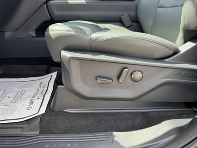 2027 Ford Expedition Active 202A