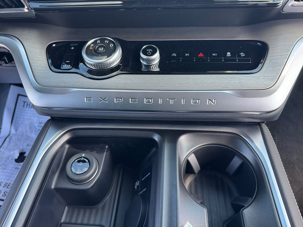 2027 Ford Expedition Platinum 600A