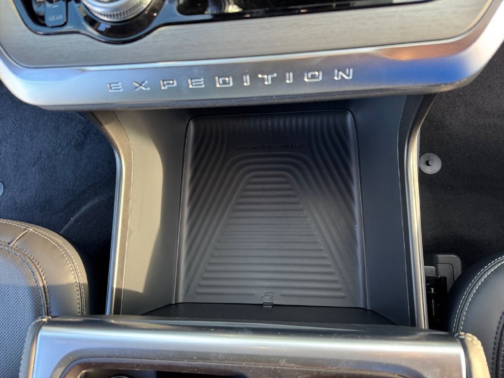 2027 Ford Expedition Platinum 600A