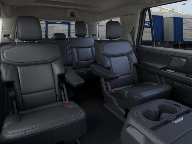 2026 Ford Expedition Platinum InTransit
