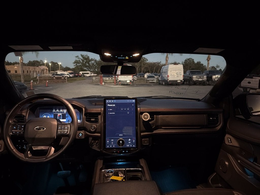 2024 Ford Expedition Limited STEALTH PKG.
