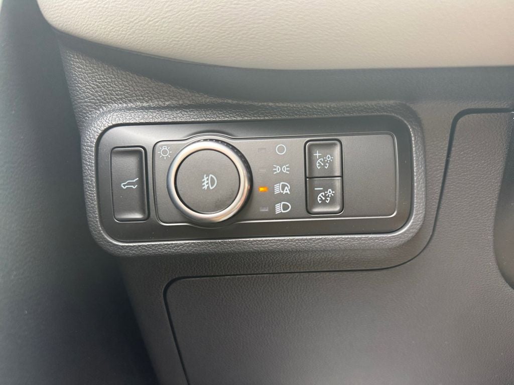 2026 Ford Explorer Active 200A