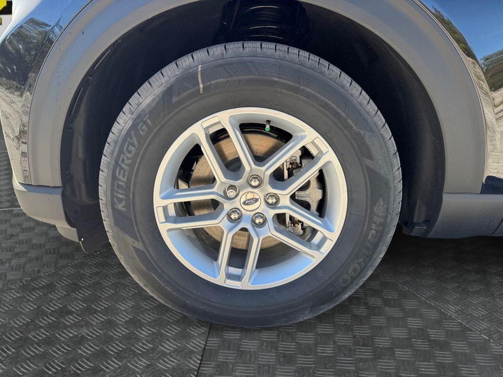 2026 Ford Explorer Active 200A