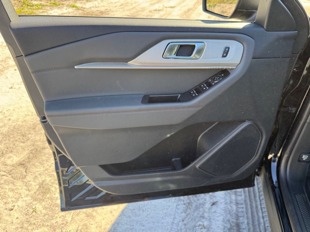 2026 Ford Explorer Active 200A