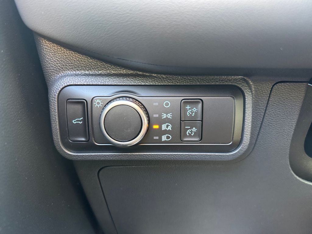 2026 Ford Explorer Active 200A