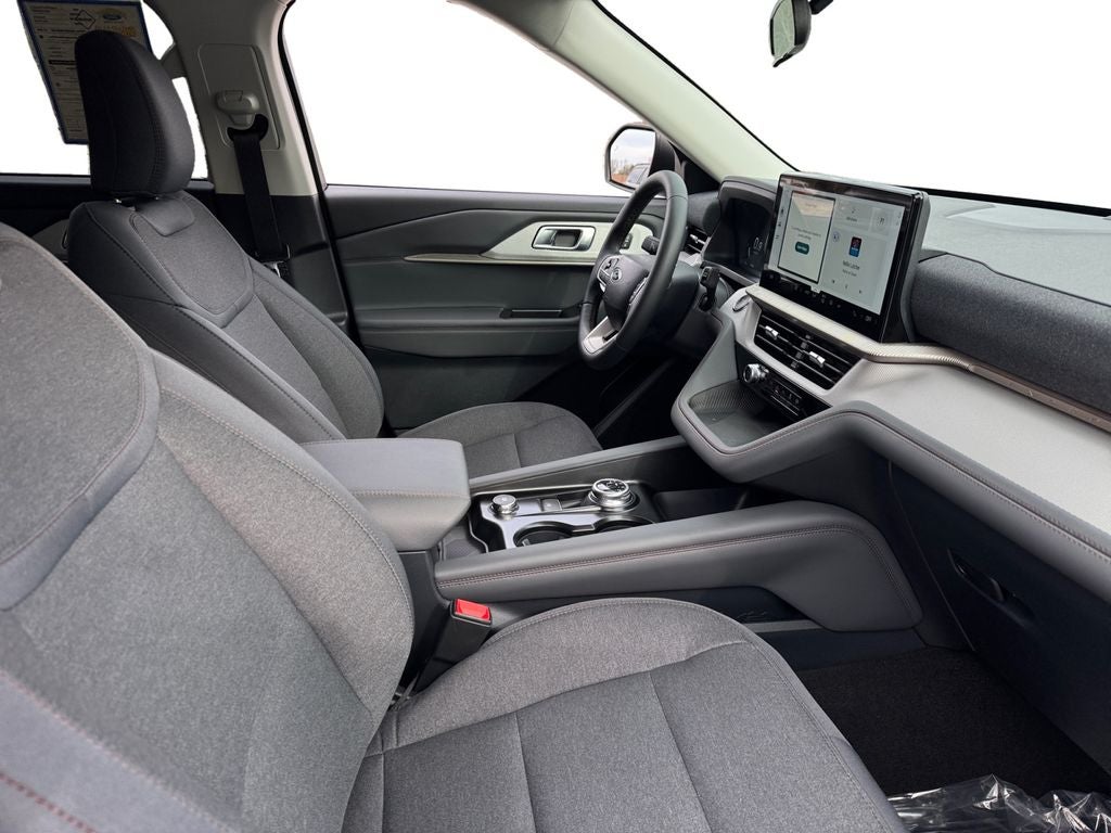 2026 Ford Explorer Active 200A