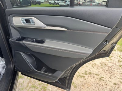 2026 Ford Explorer Active 200A