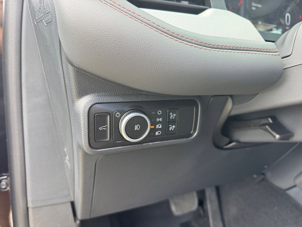 2026 Ford Explorer Active 200A
