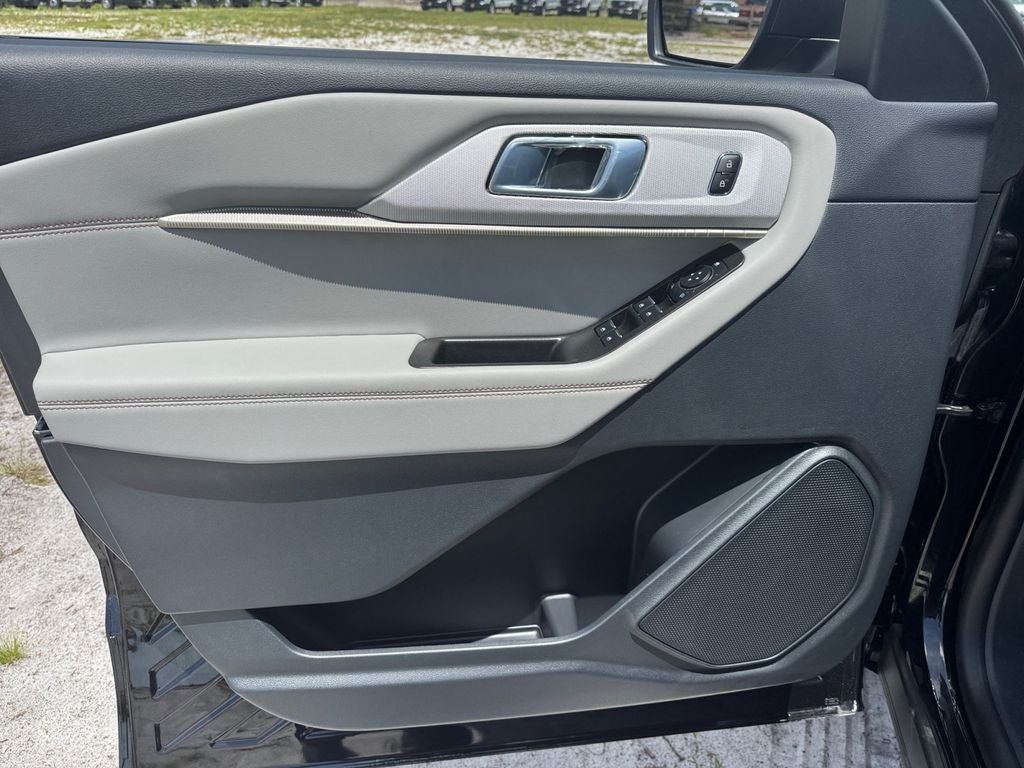 2026 Ford Explorer Active 200A