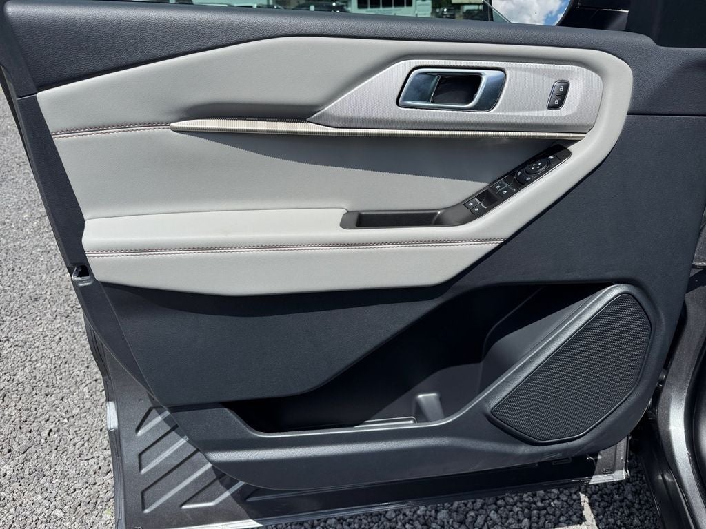2026 Ford Explorer Active 200A
