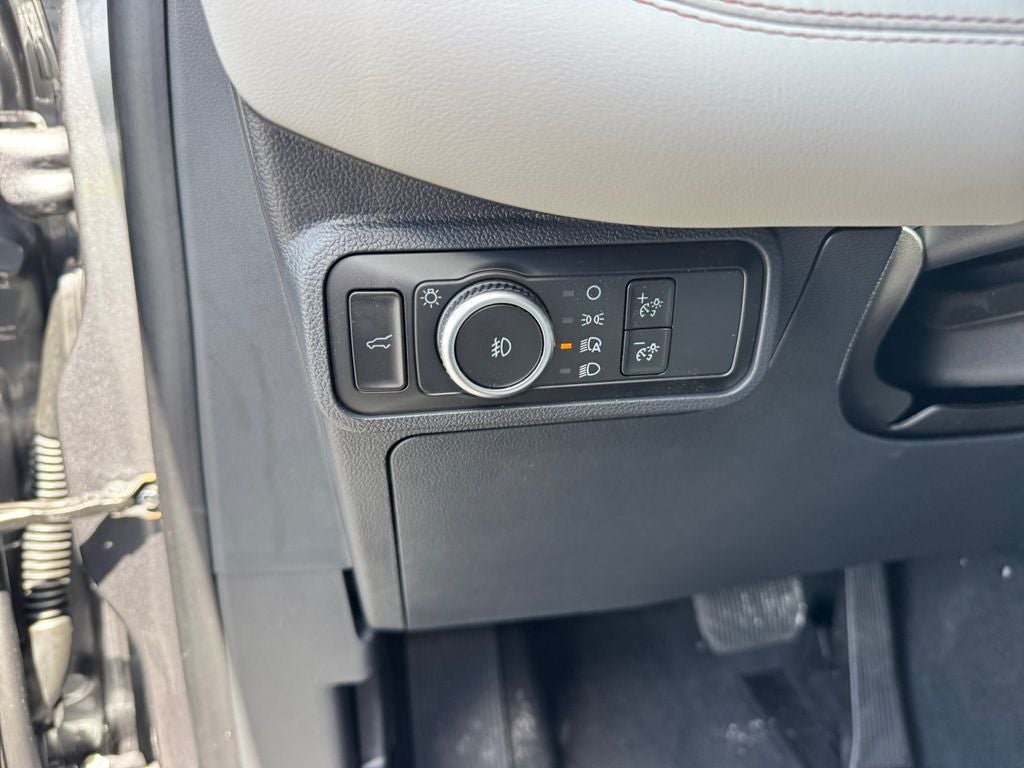 2026 Ford Explorer Active 200A