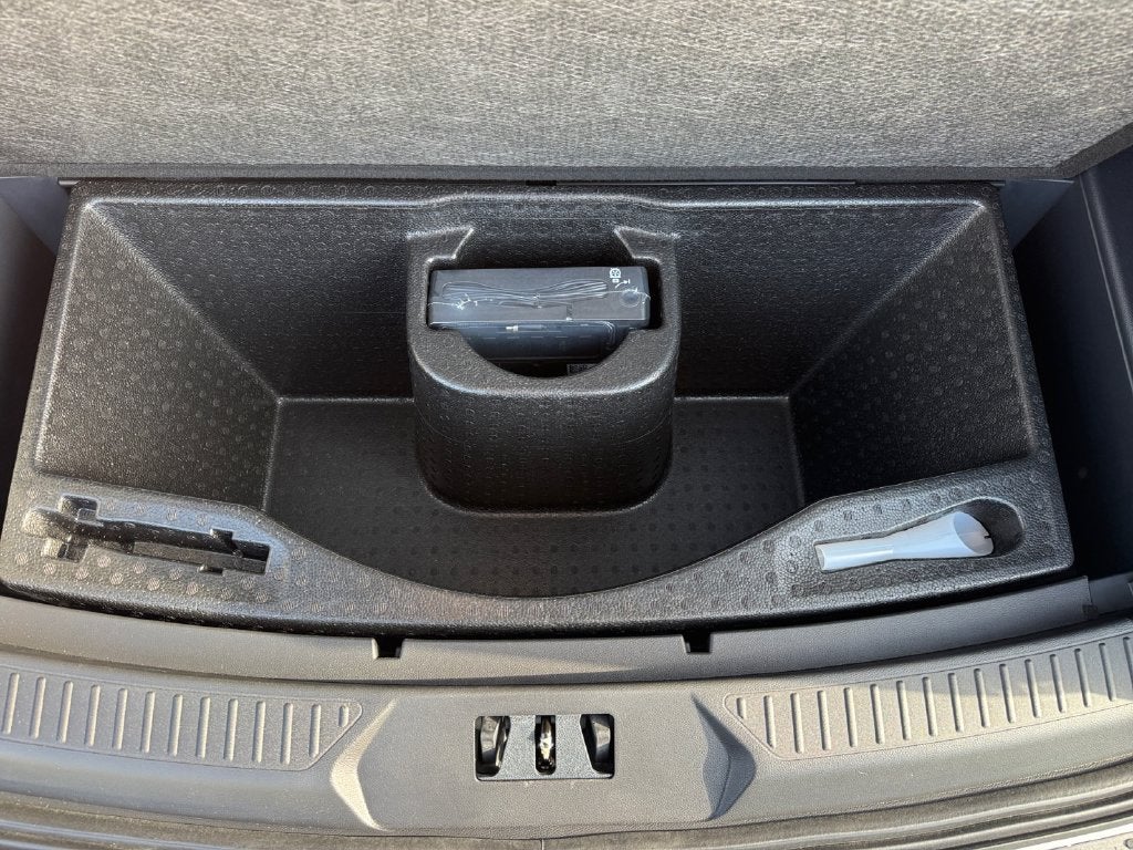2027 Ford Explorer Active 200A