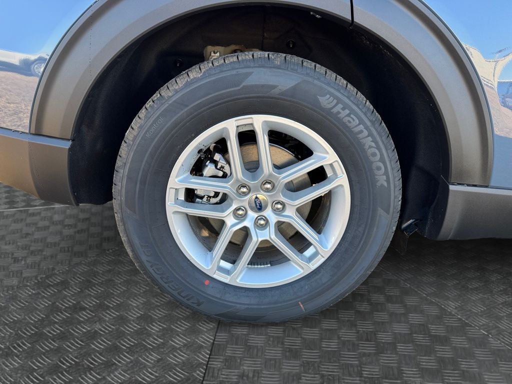 2026 Ford Explorer Active 200A