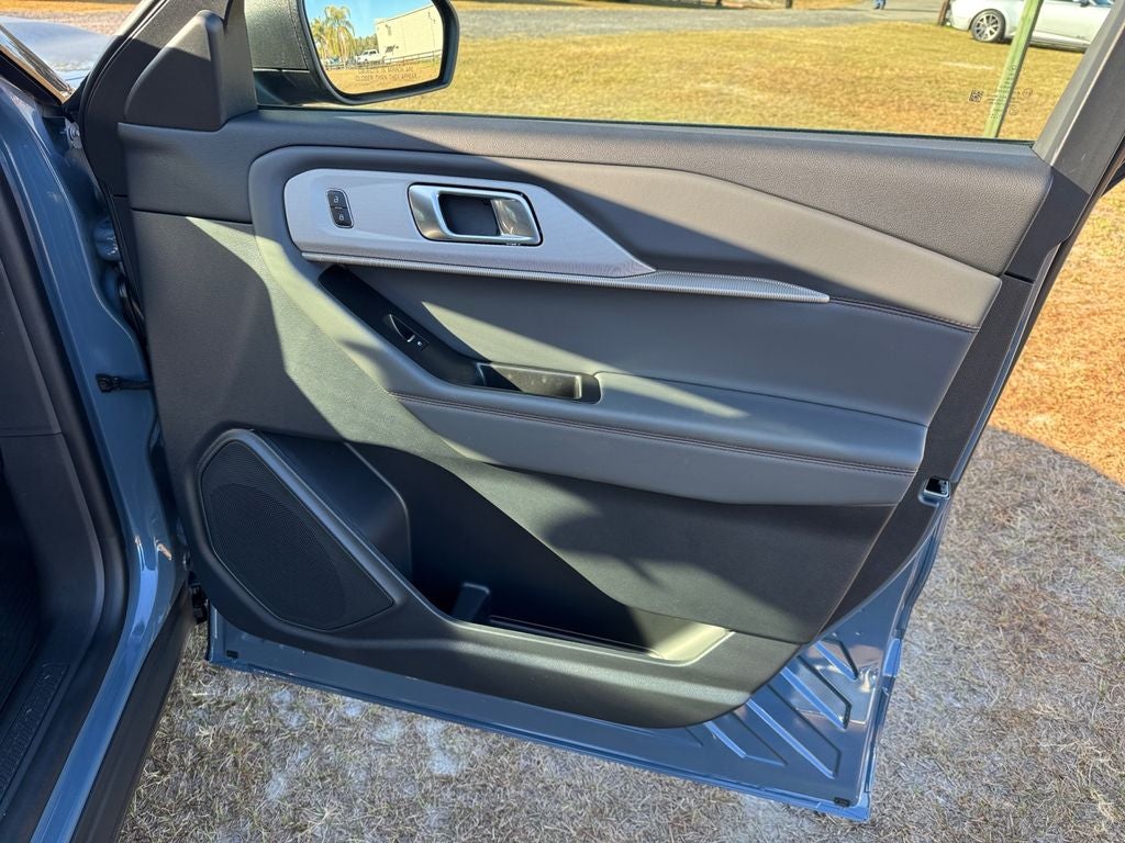 2026 Ford Explorer Active 200A