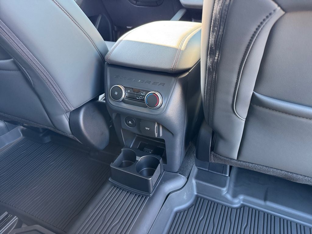 2026 Ford Explorer Active 200A