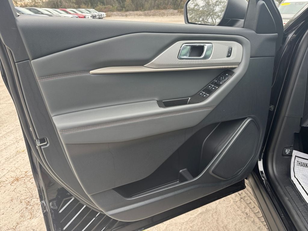 2026 Ford Explorer Active 200A