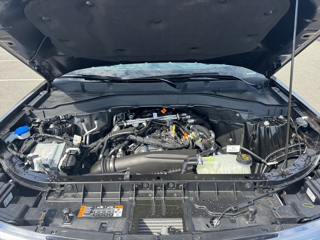 2026 Ford Explorer Active 200A