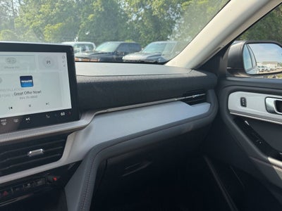 2026 Ford Explorer Active 200A