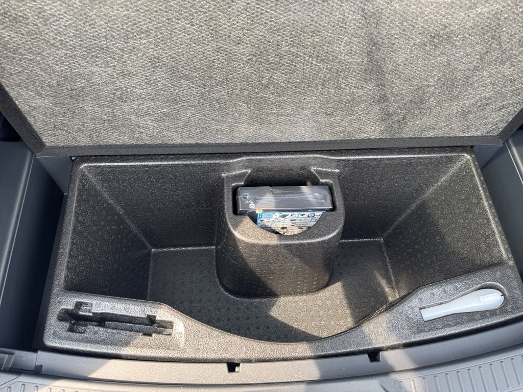 2026 Ford Explorer Active 200A