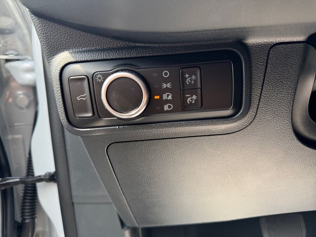 2026 Ford Explorer Active 200A