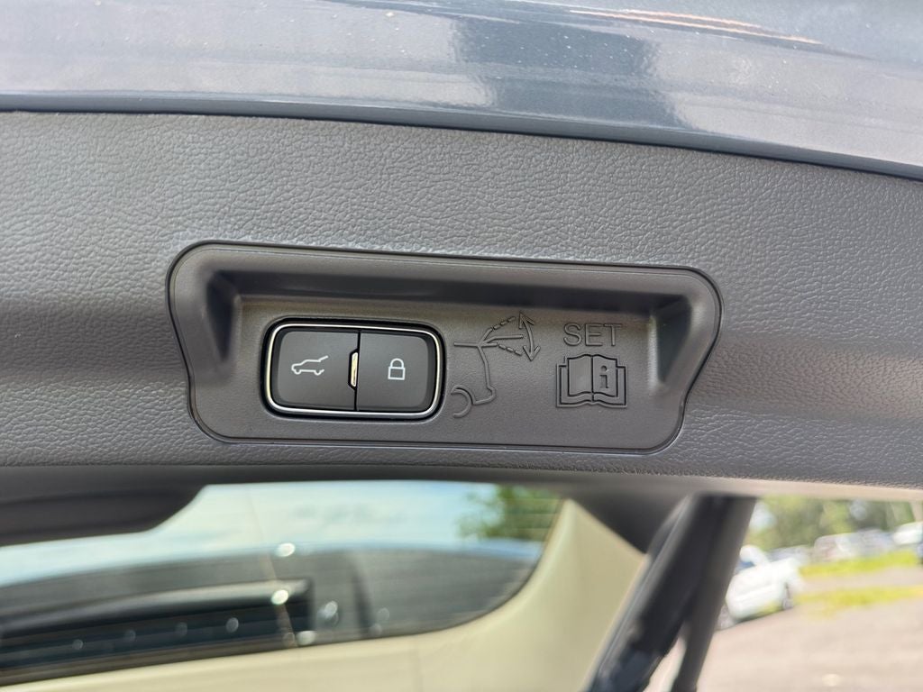 2026 Ford Explorer Active 200A