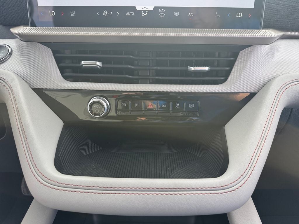 2026 Ford Explorer Active 200A