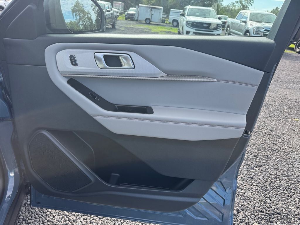 2026 Ford Explorer Active 200A