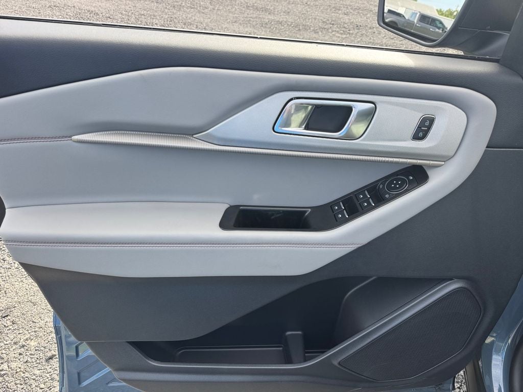 2026 Ford Explorer Active 200A
