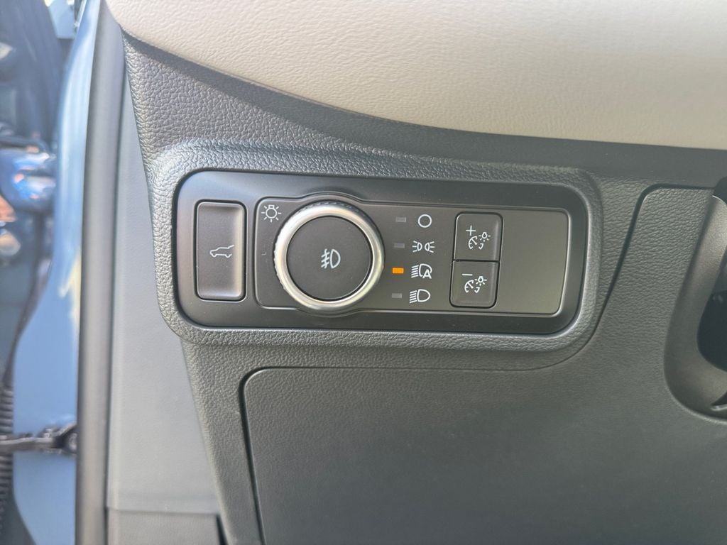 2026 Ford Explorer Active 200A