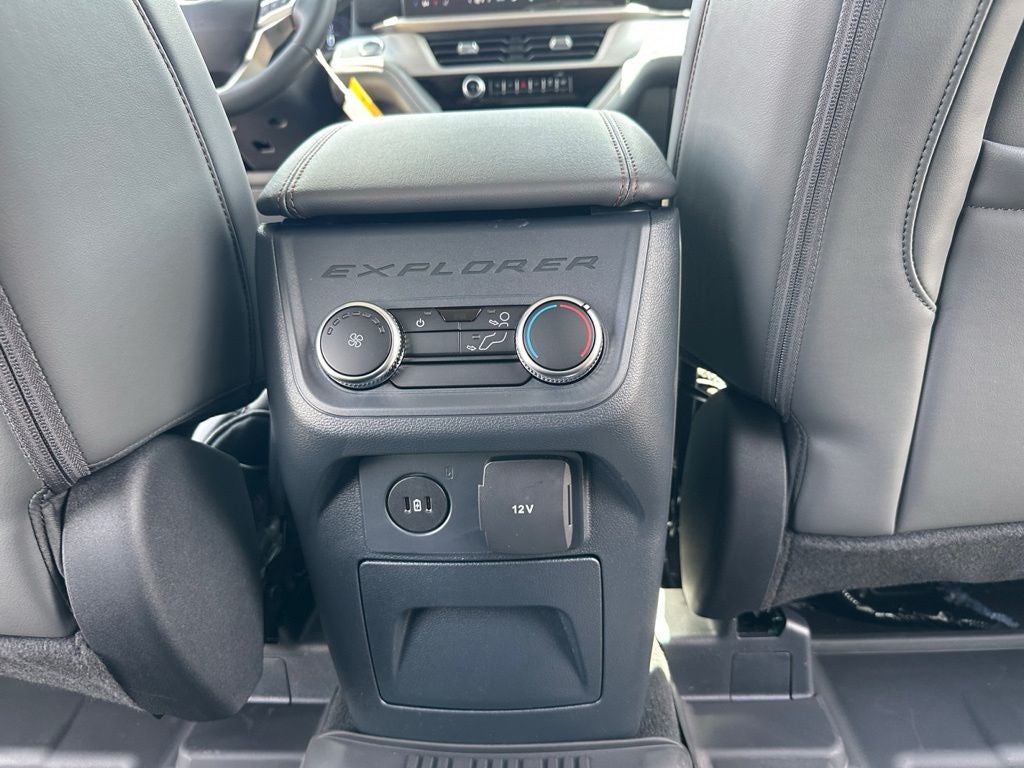 2026 Ford Explorer Active 200A