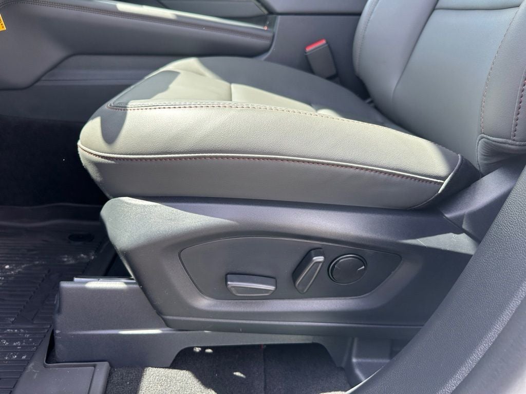 2026 Ford Explorer Active 200A