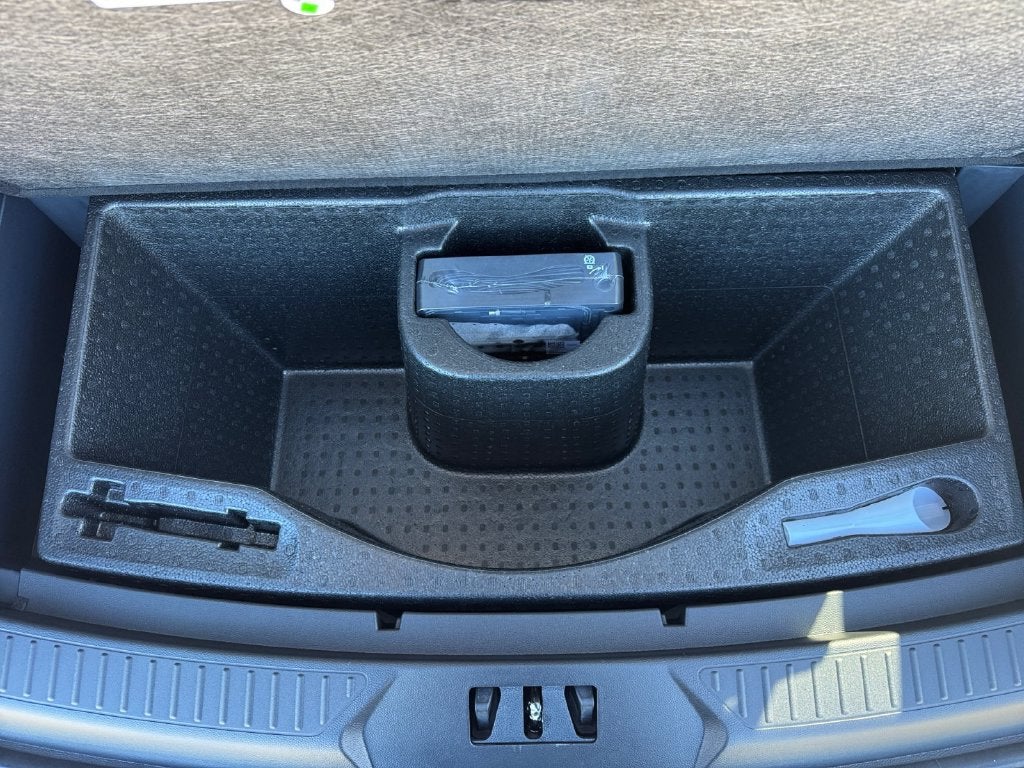 2027 Ford Explorer Active 200A