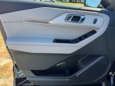 2027 Ford Explorer Active 200A