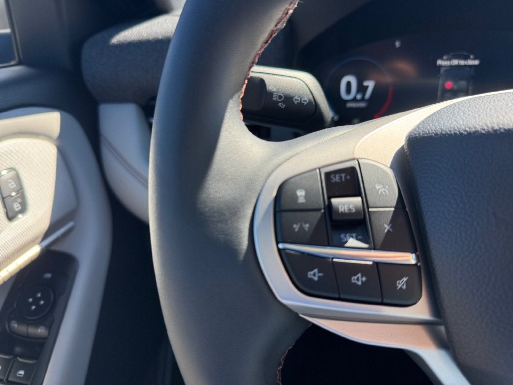 2027 Ford Explorer Active 200A
