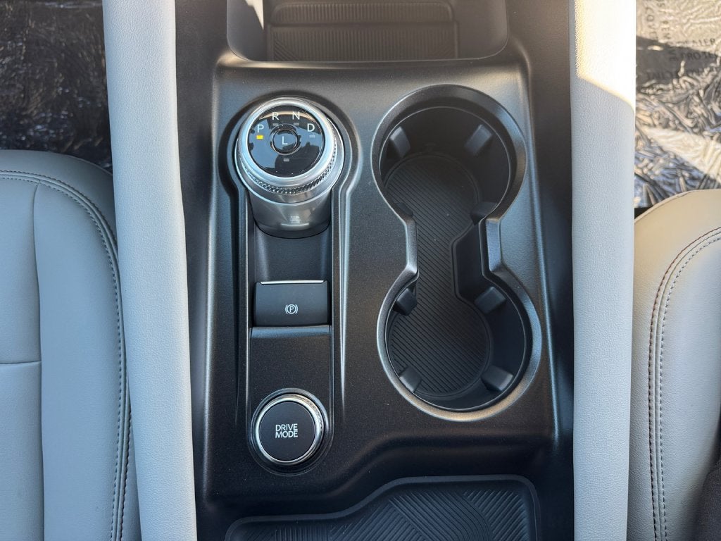 2027 Ford Explorer Active 200A