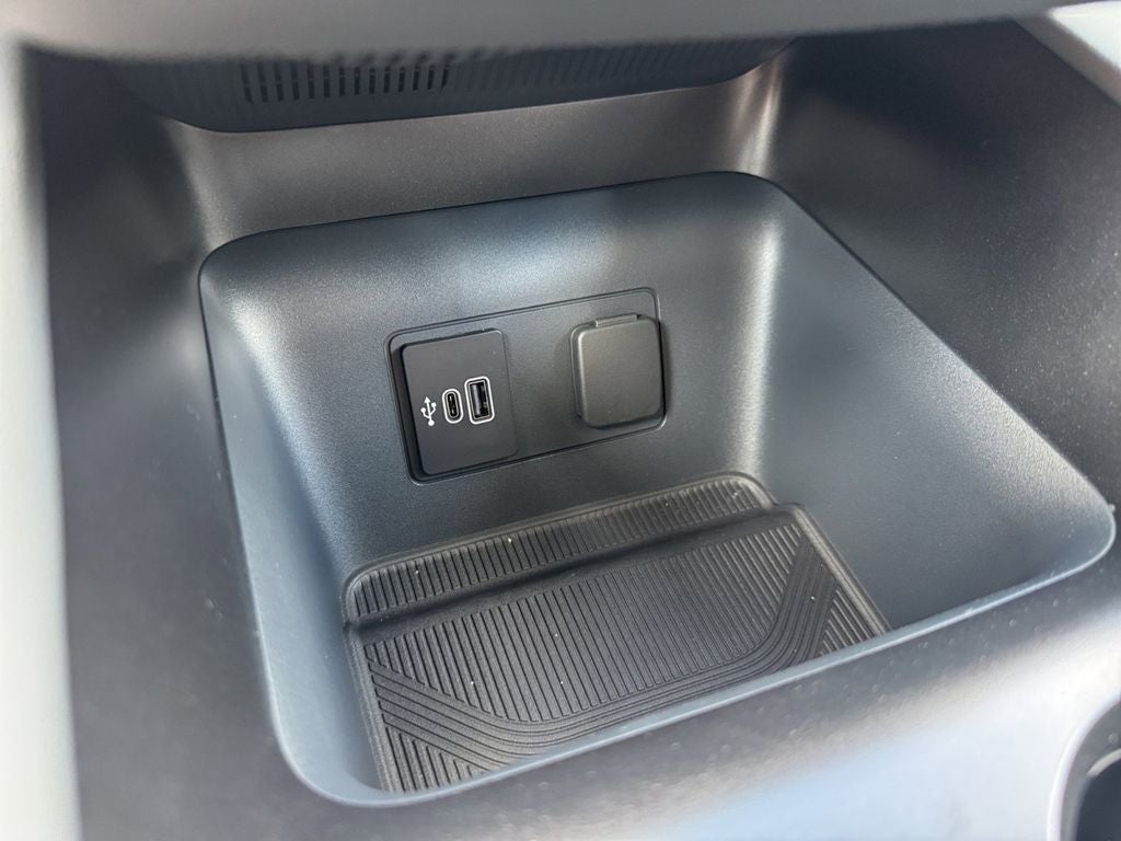 2026 Ford Explorer Active 200A