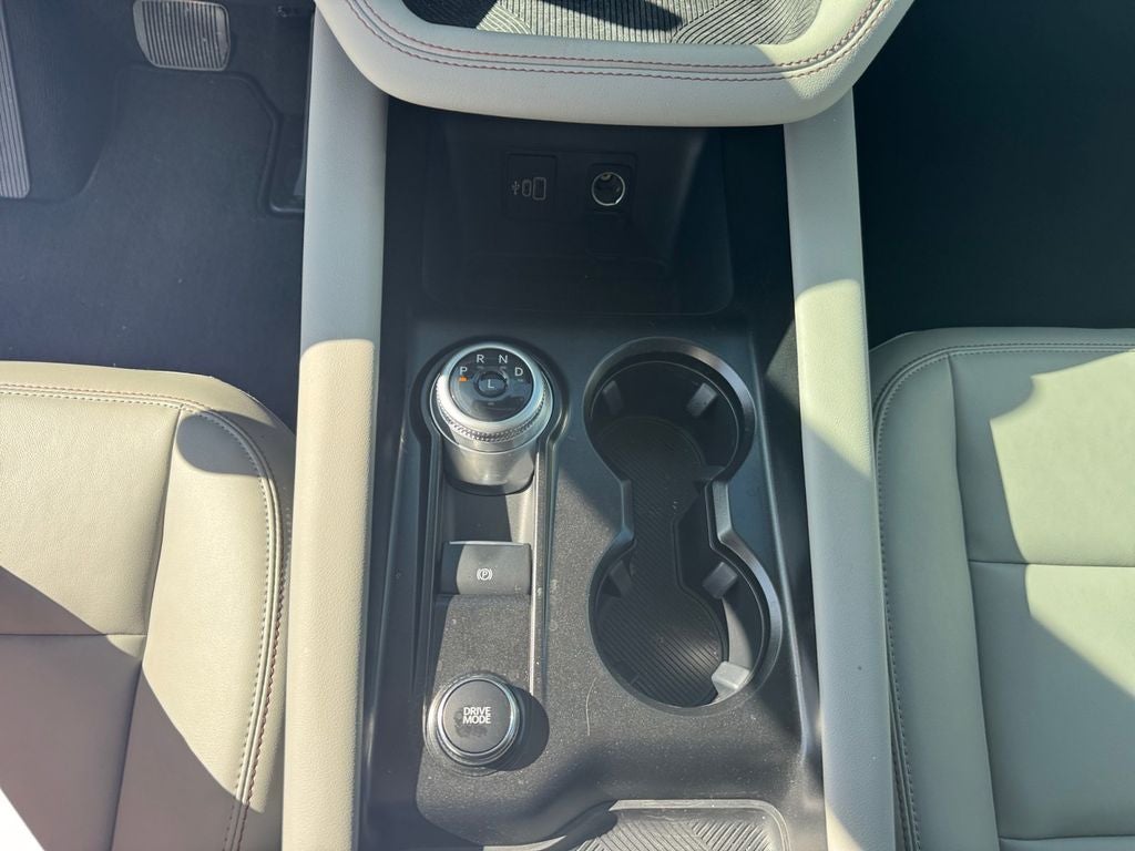 2026 Ford Explorer Active 200A