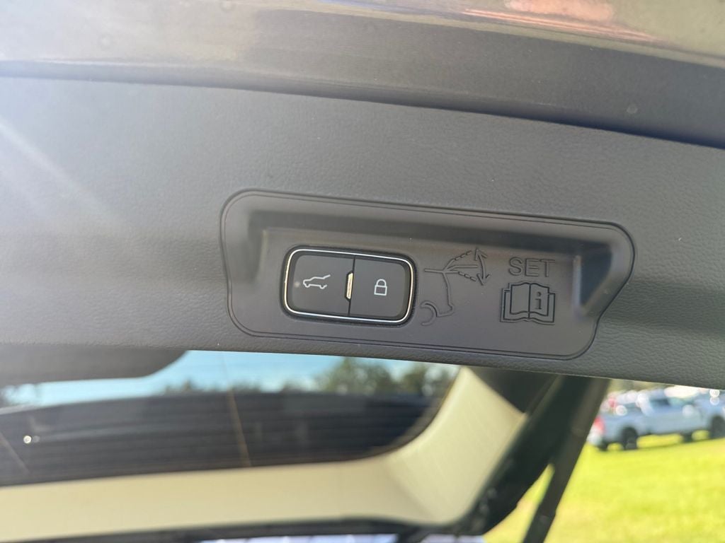 2026 Ford Explorer Active 200A