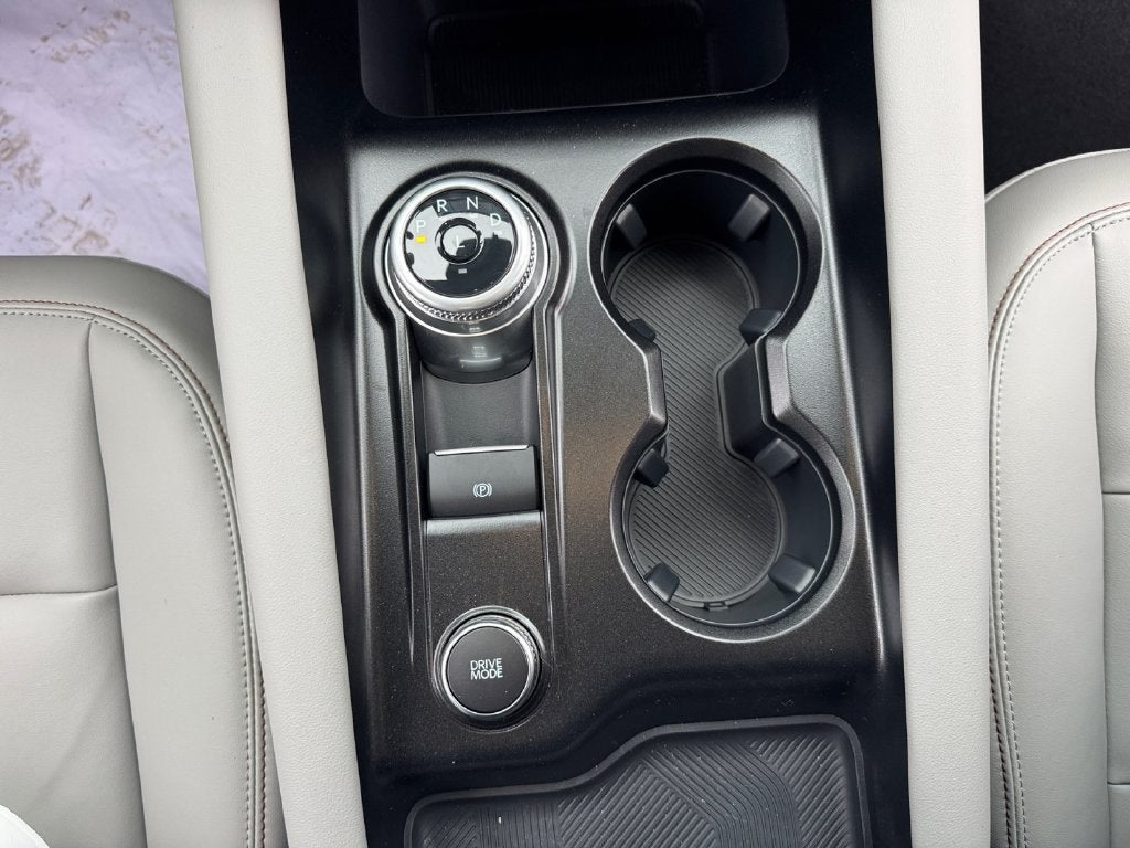 2027 Ford Explorer Active 200A