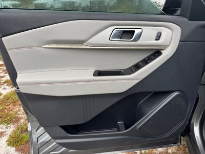2027 Ford Explorer Active 200A