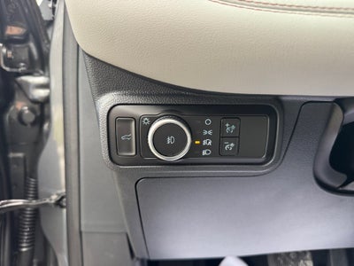 2027 Ford Explorer Active 200A