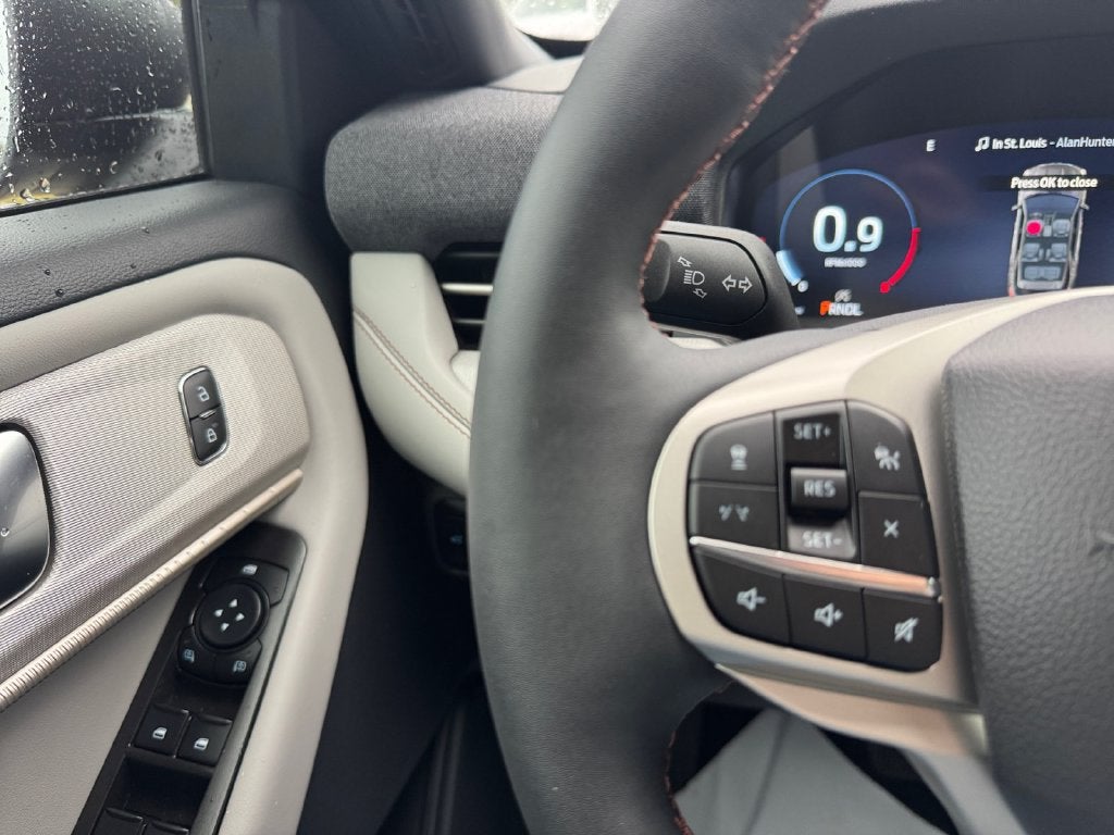 2027 Ford Explorer Active 200A
