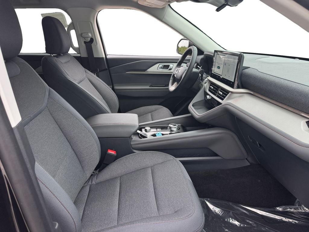 2026 Ford Explorer Active 200A