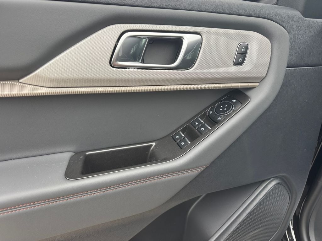 2026 Ford Explorer Active 200A