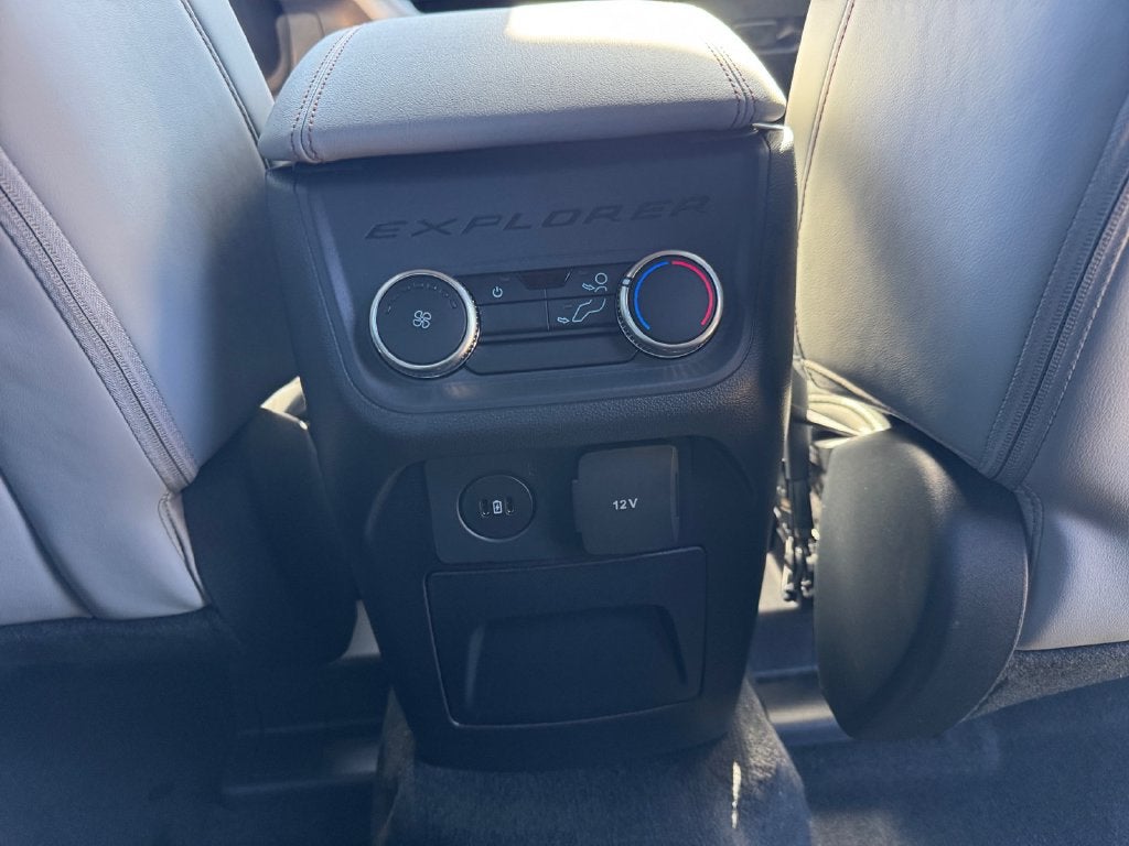 2027 Ford Explorer Active 200A
