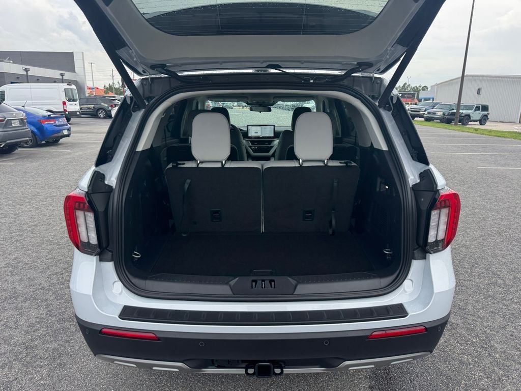 2026 Ford Explorer Active 200A
