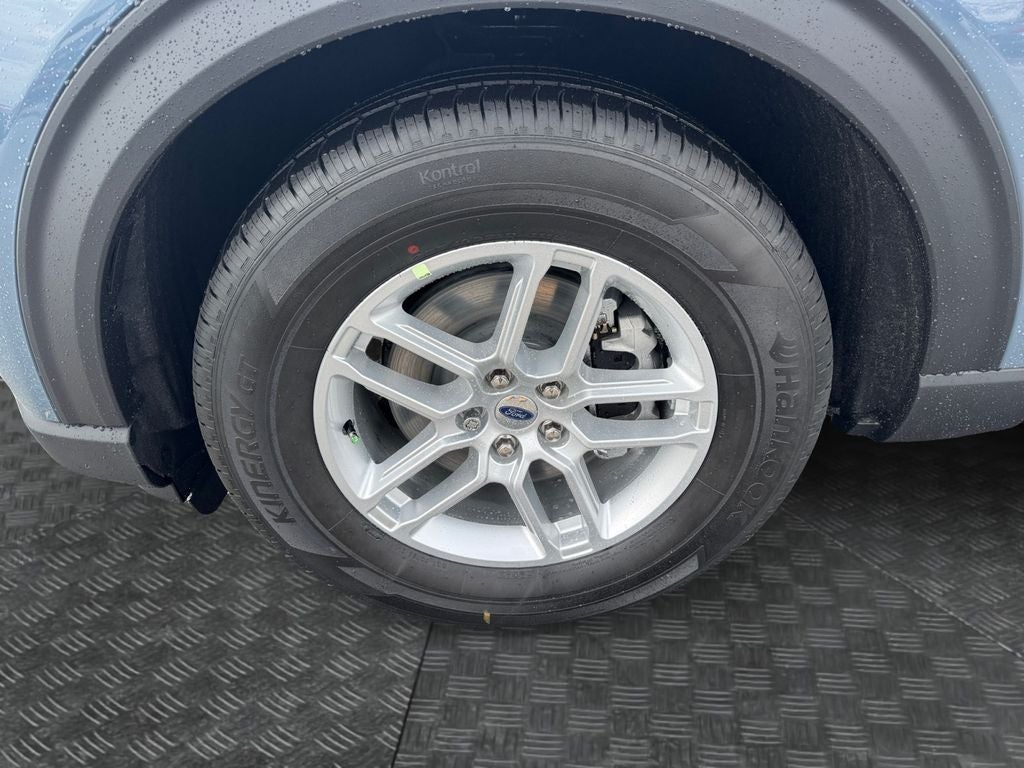 2026 Ford Explorer Active 200A