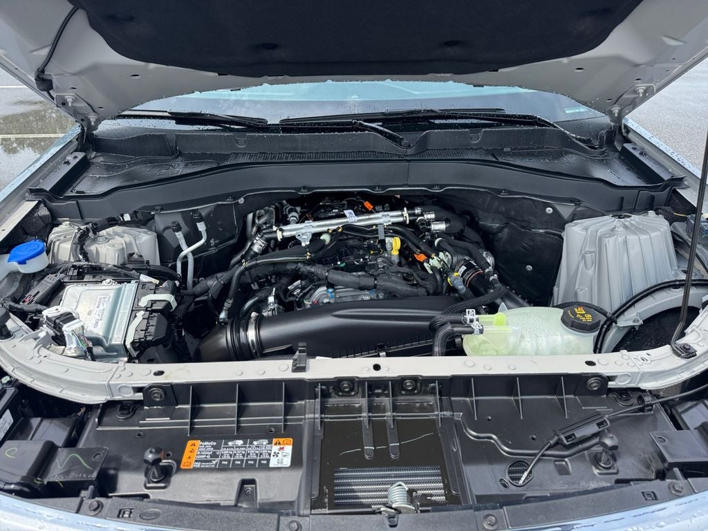 2026 Ford Explorer Active 200A
